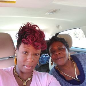 Meet your Posher, Debra